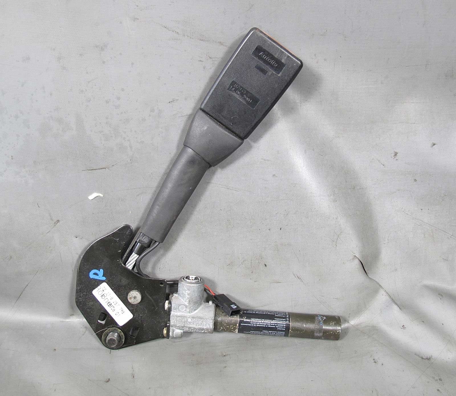 57_b699766e-103d-486a-948a-d892f3102689.jpg BMW E38 E39 5-Series Right Front Lower Seat Belt Buckle Recepticle 1999-2003 OEM - Image 1