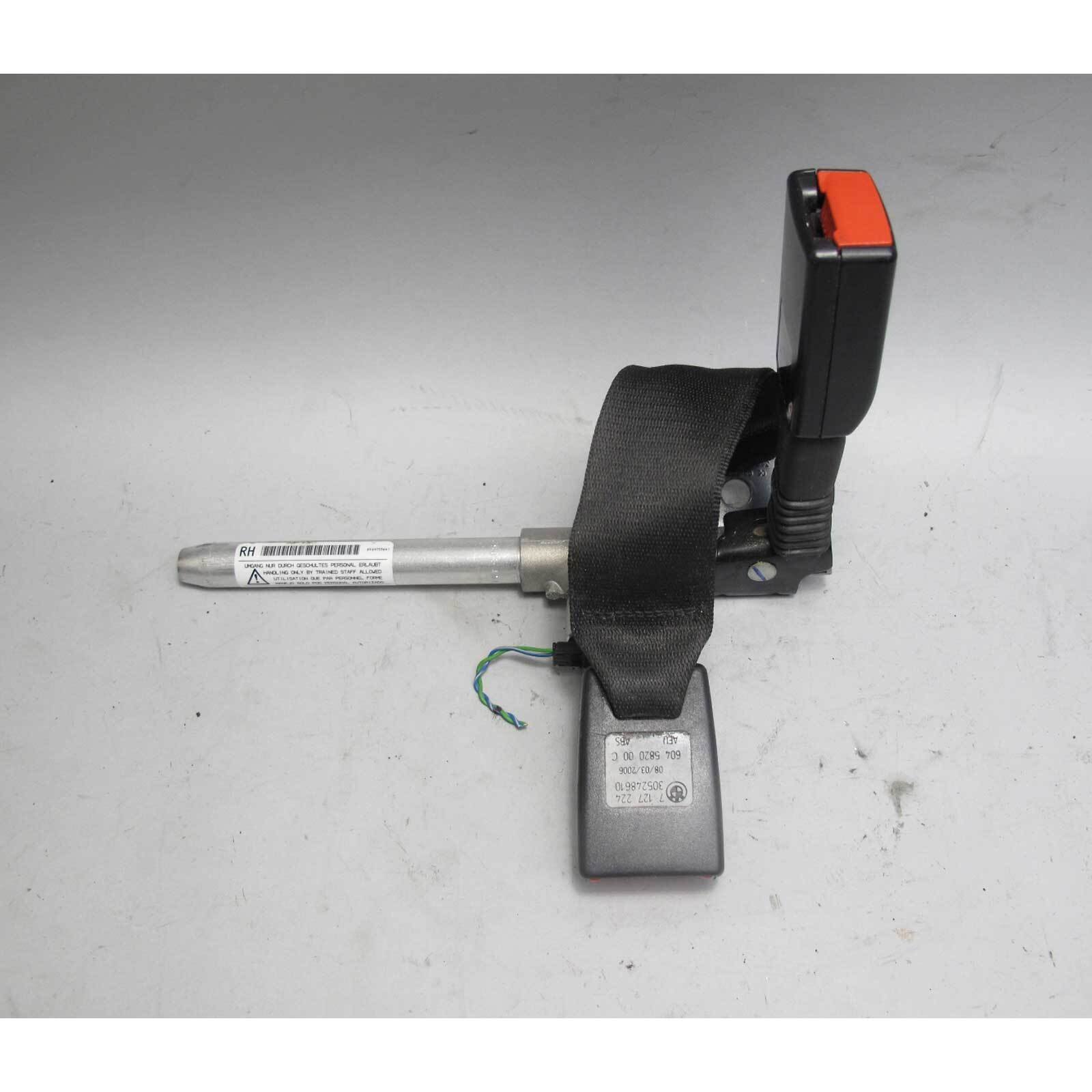 57_ba2d1cd9-e6f9-4d16-8a28-e6f77036d4af.jpg 2006-2009 BMW E90 E91 3-Series Rear Seat Right Lower Safety Belt Buckle Pass OEM - Image 1
