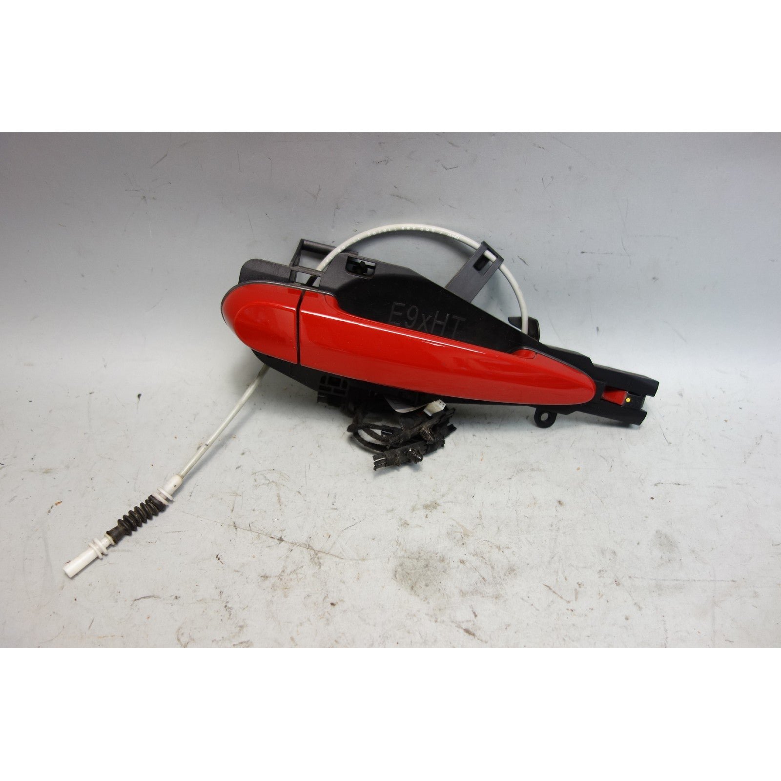 57_bb2808d4-b96e-4e76-b897-ca9181d1075f.jpg 2006-2012 BMW E90 E91 3-Series 4dr Right Rear Exterior Door Handle Melbourne Red - Image 1