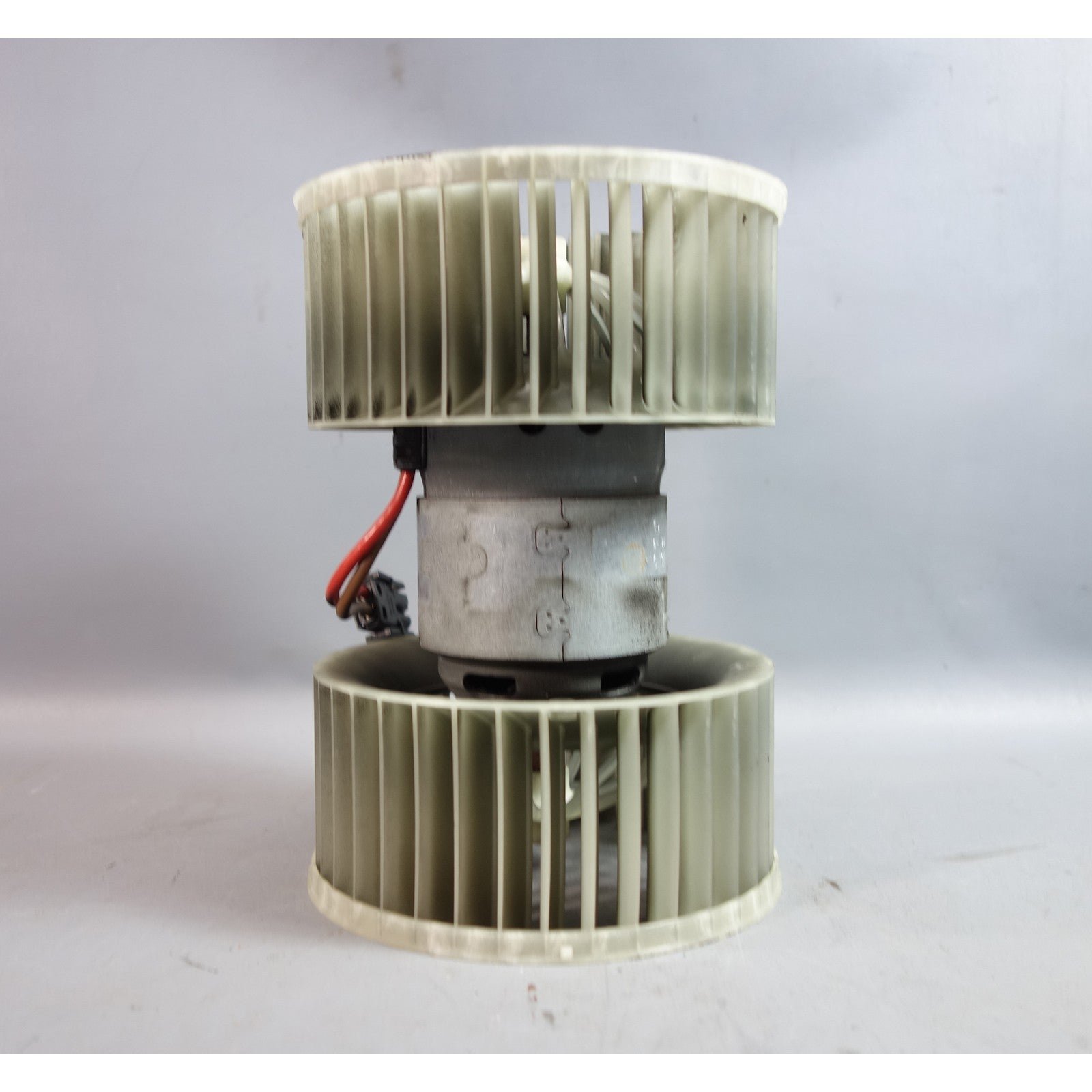 57_c134cc30-c09d-4efb-93be-64b69de1755f.jpg BMW E46 3-Series Blower Motor Heat AC 1999-2006 OEM USED BOSCH E83 X3 - Image 1