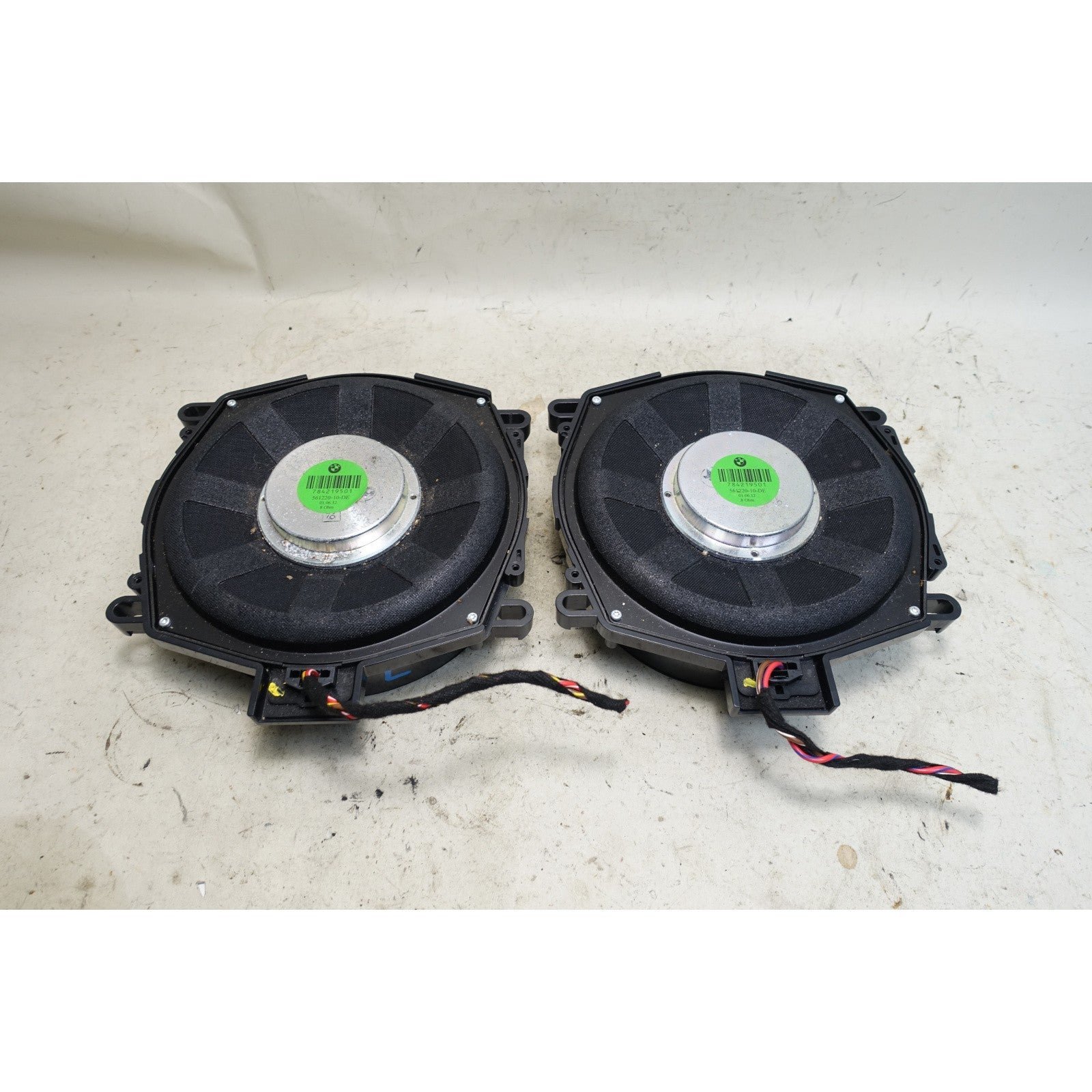 57_c689a094-4e37-4ecd-b36b-c073629fabde.jpg BMW E70 X5 Factory Individual Audio Central Subwoofer Pair 2007-2013 OEM - Image 1