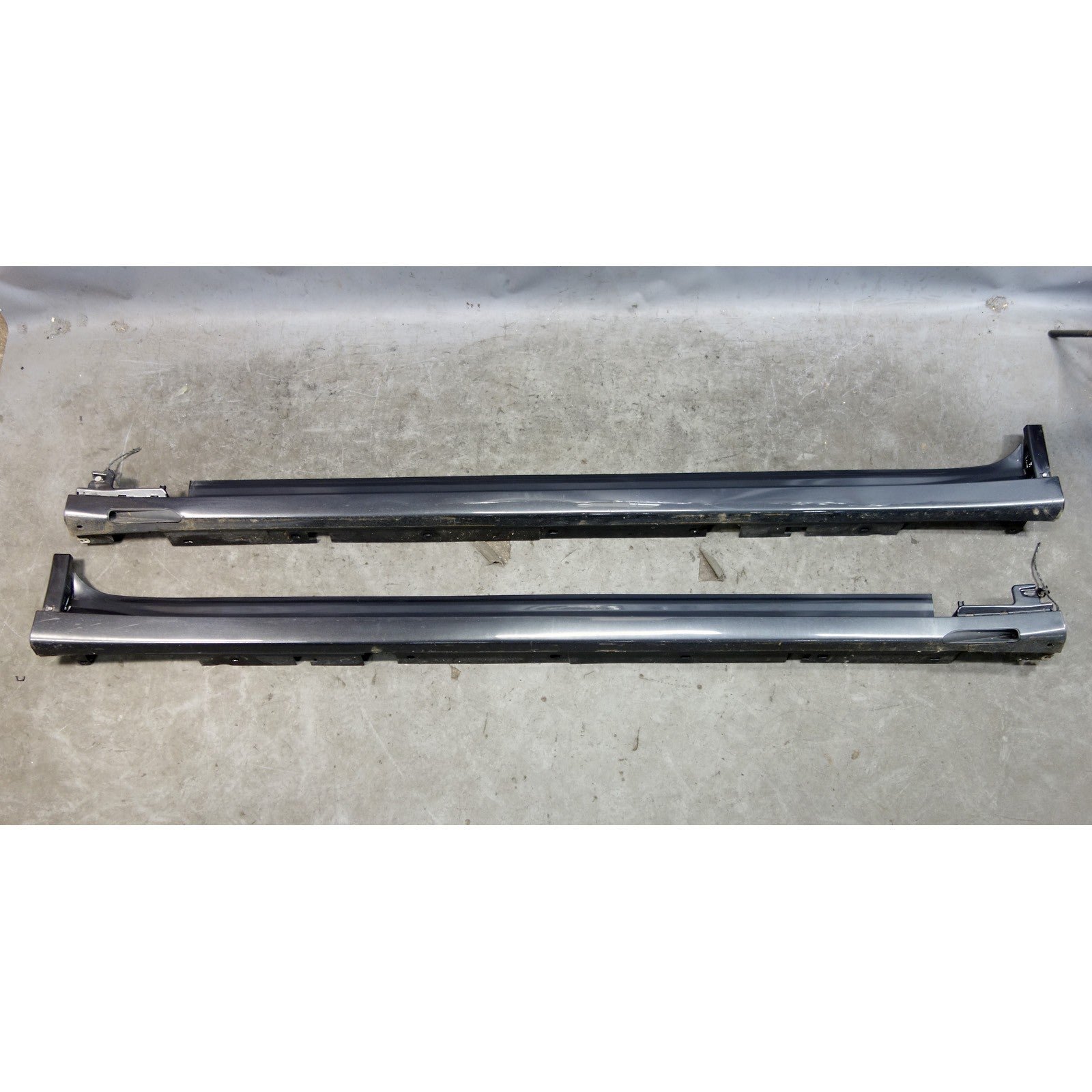 57_c8629d59-2009-4c2d-b4e2-850e50358ca2.jpg 18-24 BMW G01 X3 G02 X4 M-Sport Side Skirt Pair Rocker Panels Sophisto Grey OEM - Image 1