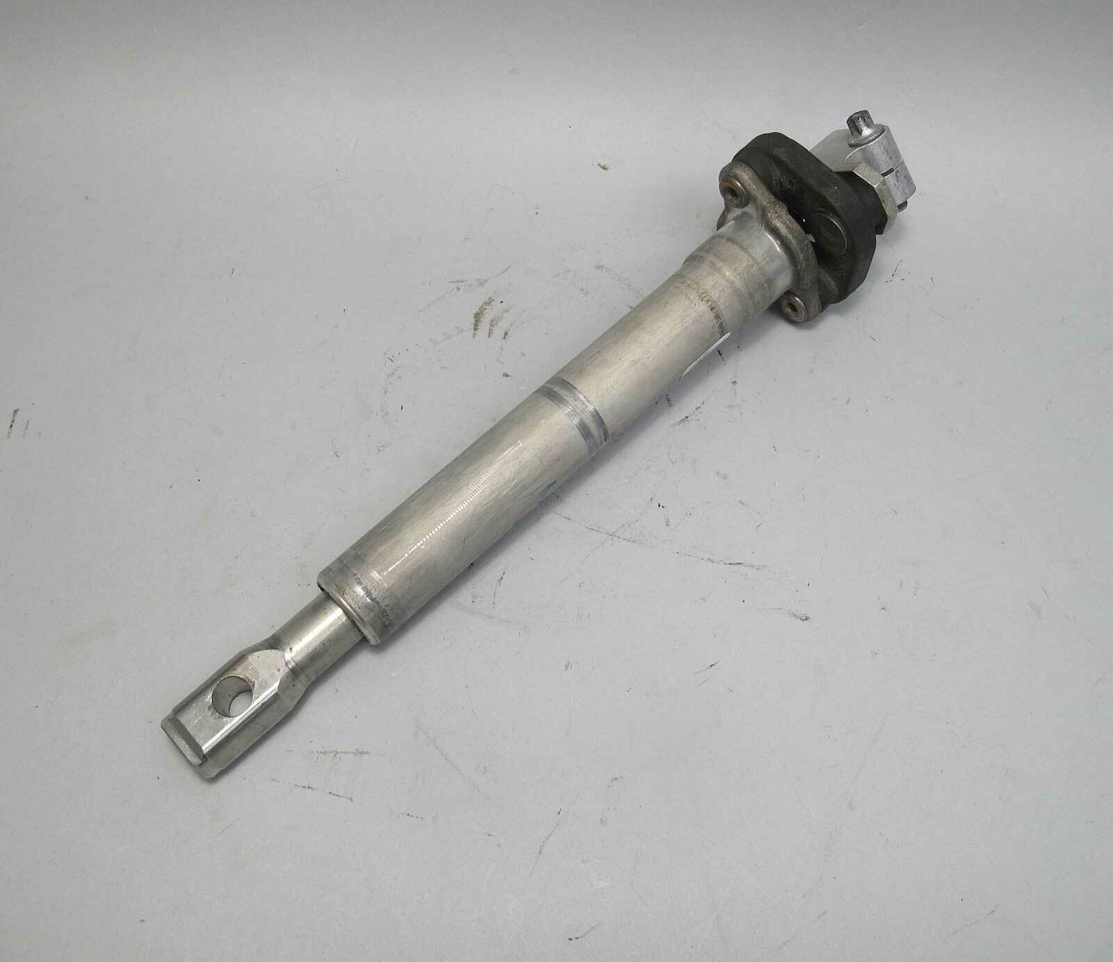 57_c9d94043-b34b-4ebf-969c-14ae4d07a01c.jpg 2013-2017 BMW F10 M5 F12 650i M6 Lower Steering Column Joint Giubo OEM - Image 1