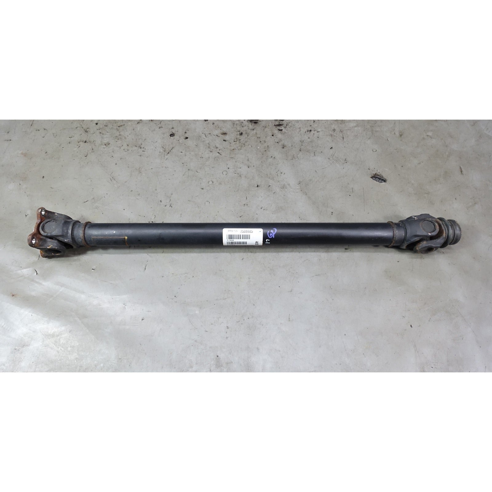 57_d0eb6cc3-d9b2-4d39-803d-675c29a28e4f.jpg 11-17 BMW F25 X3 F26 X4 Factory Front Drive Propeller Shaft xDrive U-Joint OE - Image 1