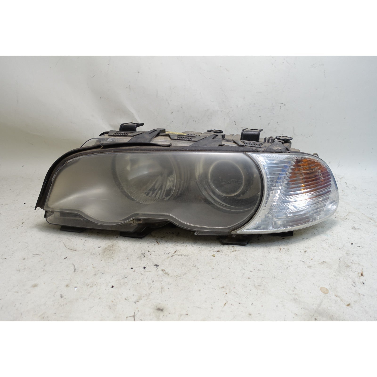 57_d43fe8fd-6f91-486a-94e0-5eb4ea51634a.jpg 2001 BMW E46 330Ci 2dr Factory Driver Left Xenon Headlight Titanium OEM - Image 1