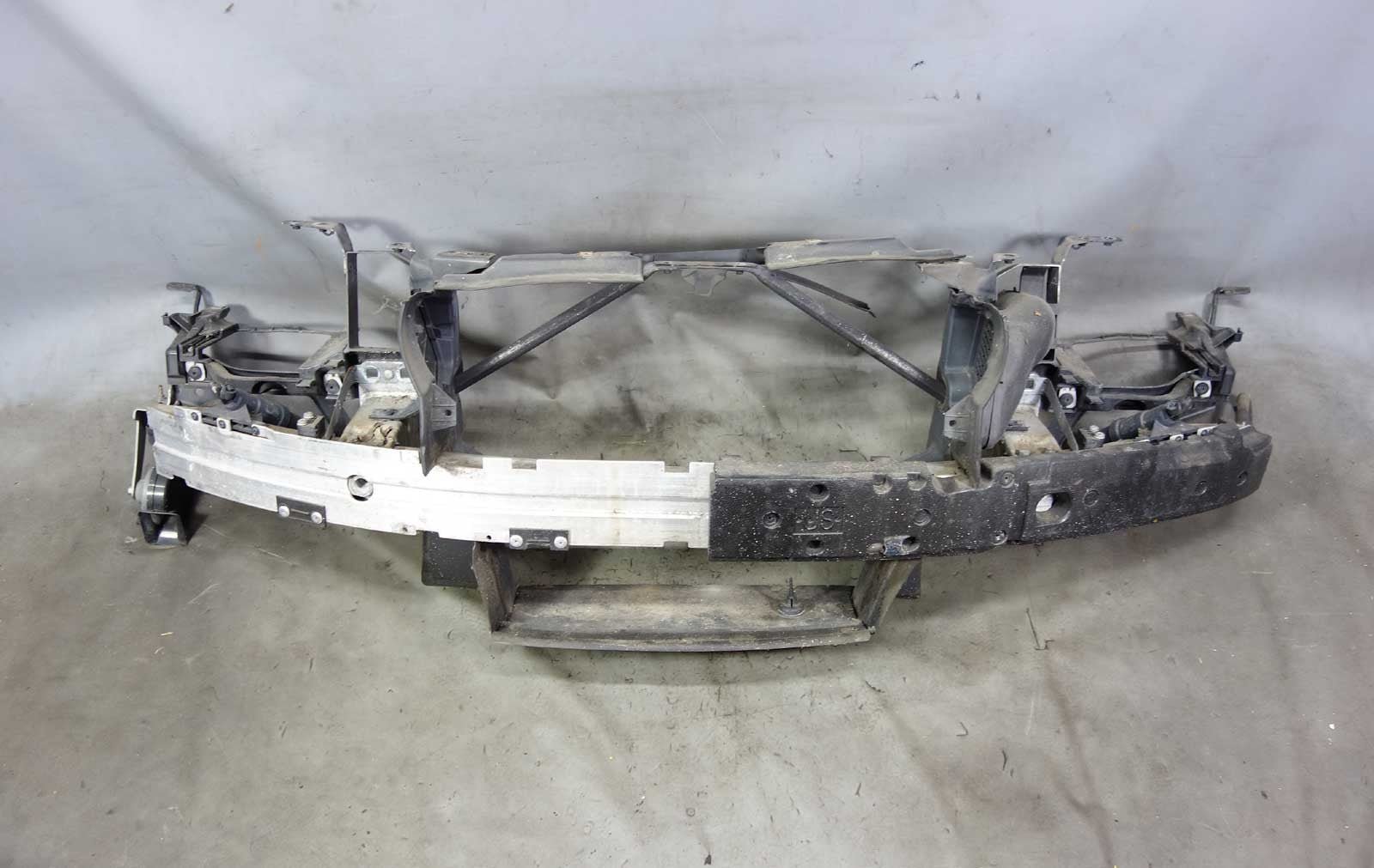57_da499c7b-28f8-4613-a013-6aa402a54559.jpg 2004-2007 BMW E60 5-Series Front Bumper reinforcement Bar with Brackets OEM - Image 1