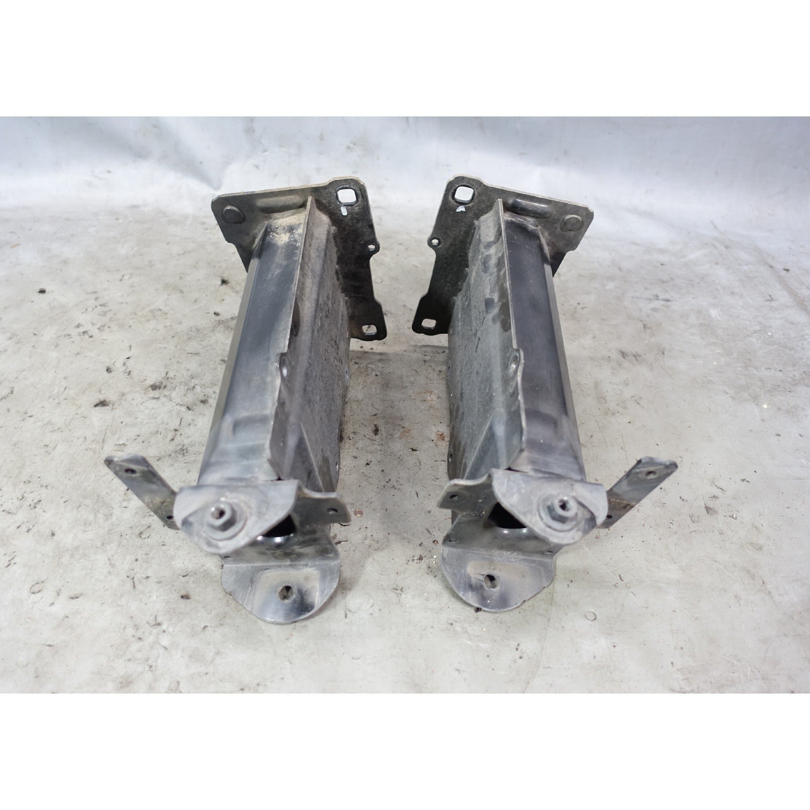 57_dbd4b0da-2018-4d69-add8-ee38c48d1f09.jpg 03-05 BMW E85 Z4 Roadster Early Front Bumper Deformation Reinforcement Arms OEM - Image 1