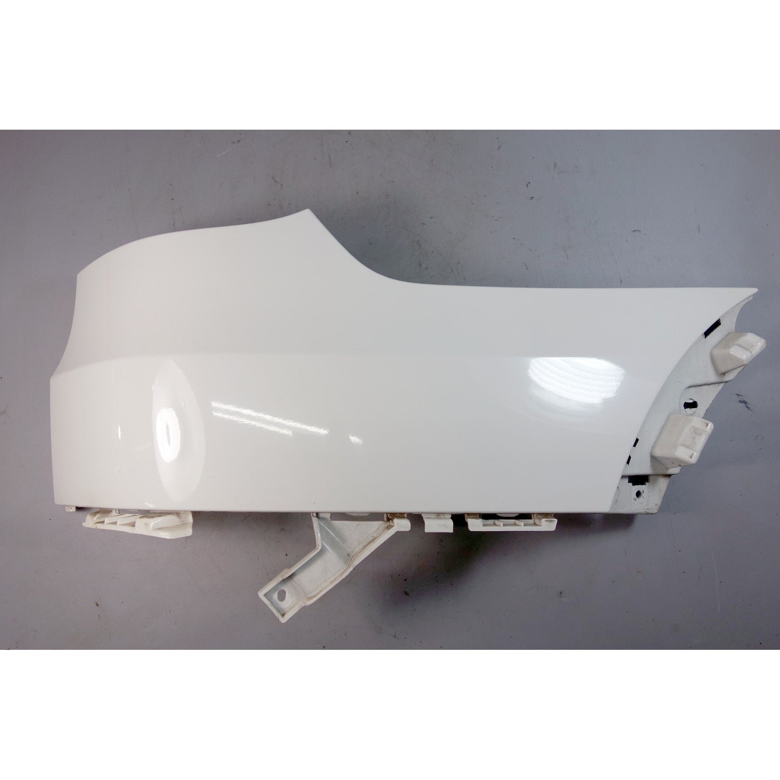 57_de097dbf-6d82-40a8-900e-0e425c3fc452.jpg 07-13 BMW E70 X5 M Sport Right Rear Bumper Fender Panel Alpine White 3 OEM - Image 1