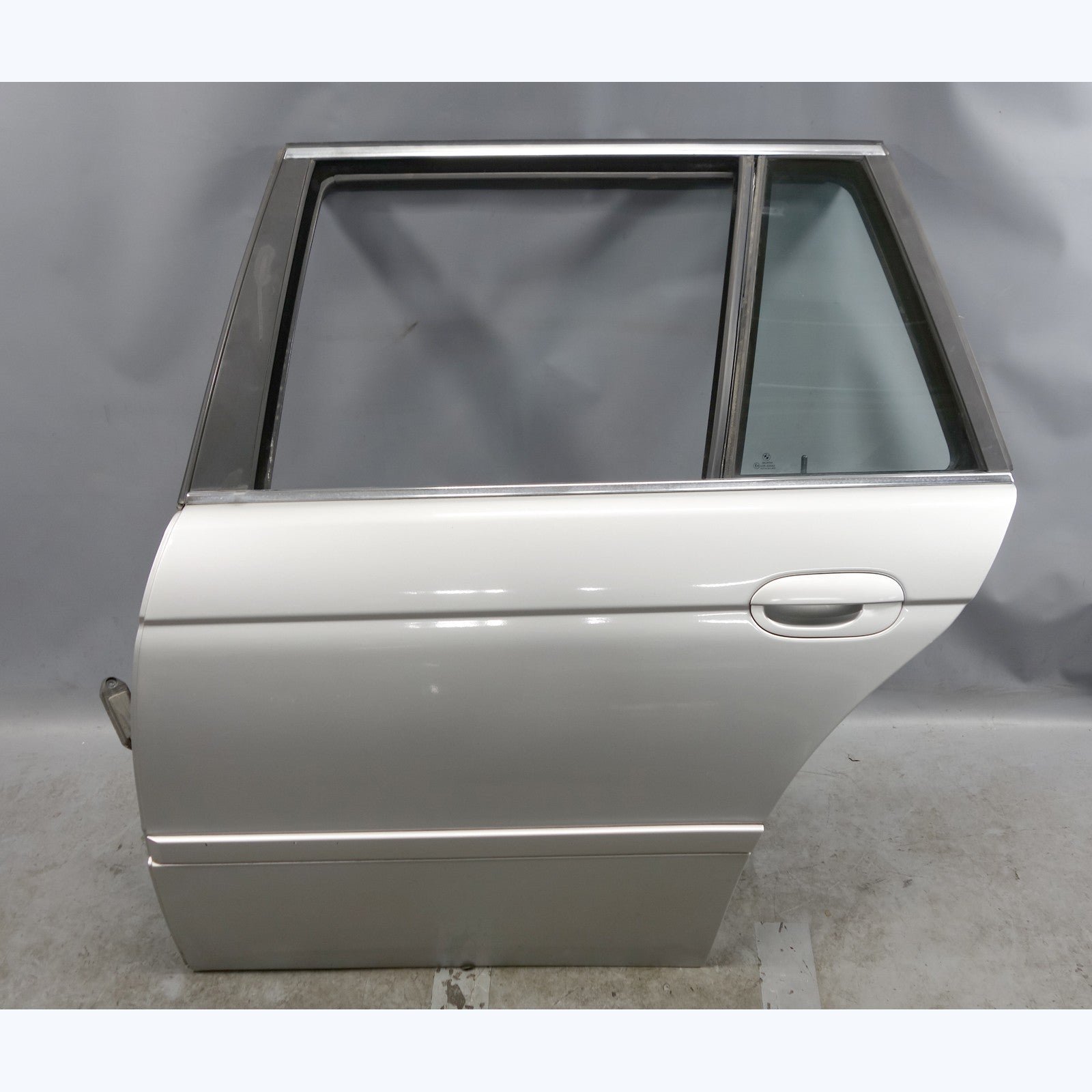 57_deeb66c3-4d88-4597-9ba0-78a28fedcb5f.jpg 99-03 BMW E39 5-Series Touring Wagon Left Rear Door Shell Titanium Silver OEM - Image 1