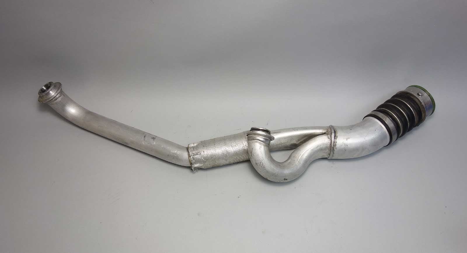 57_df04ffc4-41f5-40ec-bf22-7a91035a390a.jpg BMW E82 E88 N54 135i Intercooler Charge Pipe Factory Aluminum 2008-2010 OEM - Image 1