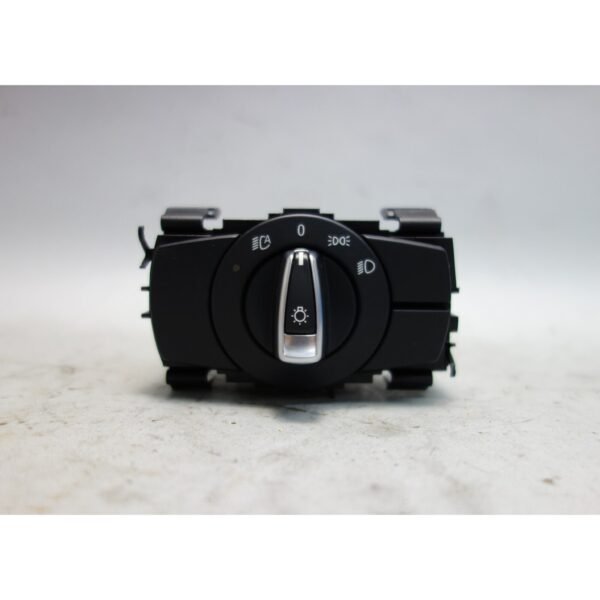 2011-2013 BMW E82 1-Series E88 E90 M3 Headlight Switch Knob for Rain Sensor OEM