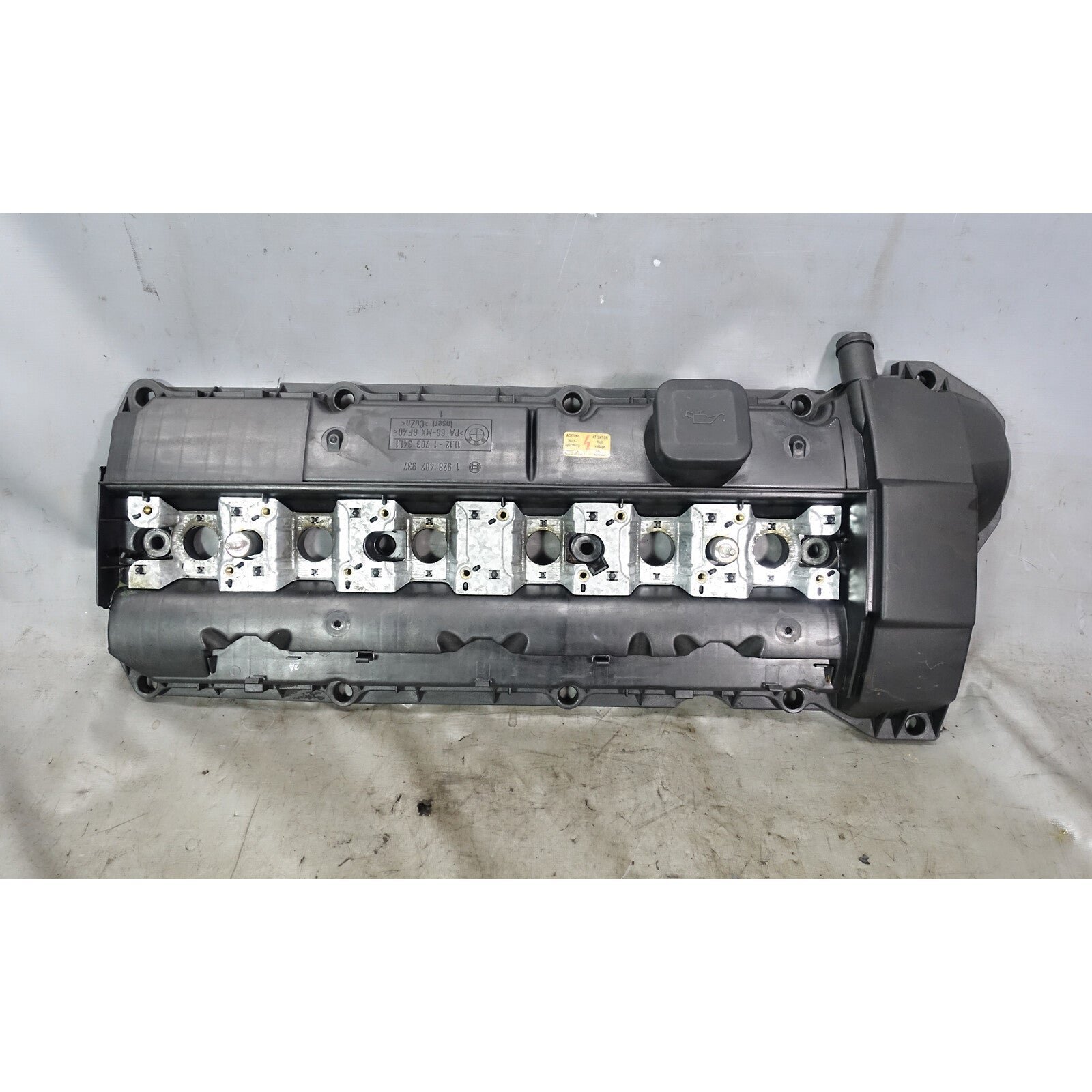57_e3ee2f1c-2f2b-4af3-9d0f-fd152ab031a0.jpg Damaged 1996-1999 BMW M52 S52 6-Cylinder Factory Engine Head Valve Cover OEM - Image 1