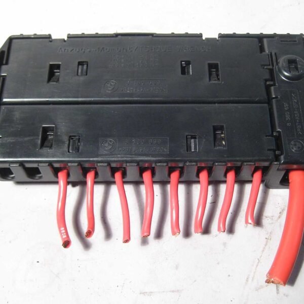 BMW E38 E39 Z3 X5 Trunk Fuse Box Bus Bar Power Junction 1995-2003 OEM USED