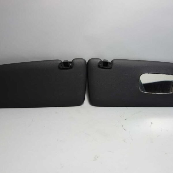 Damaged 1982-1988 BMW E28 5-Series Sedan Interior Front Sun Visor Pair Black OEM