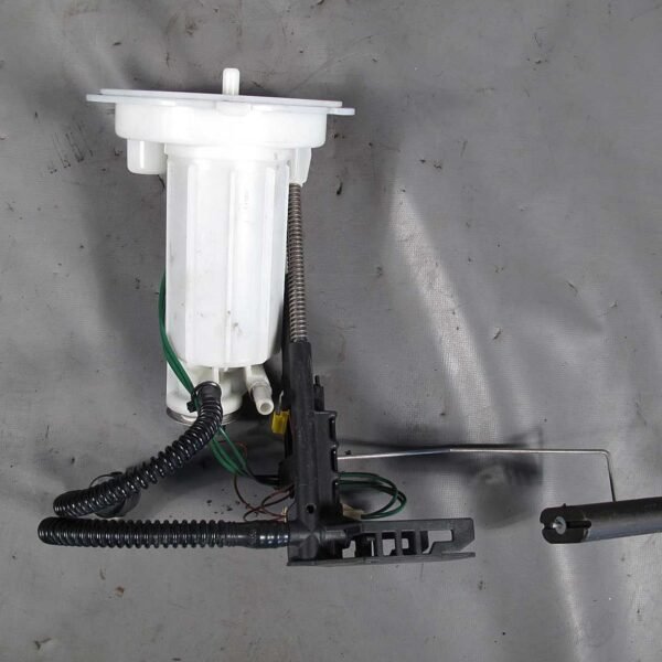 2006-2010 BMW M5 M6 S85 5.0L V10 Left Side Fuel Tank Level Sender Sensor OEM