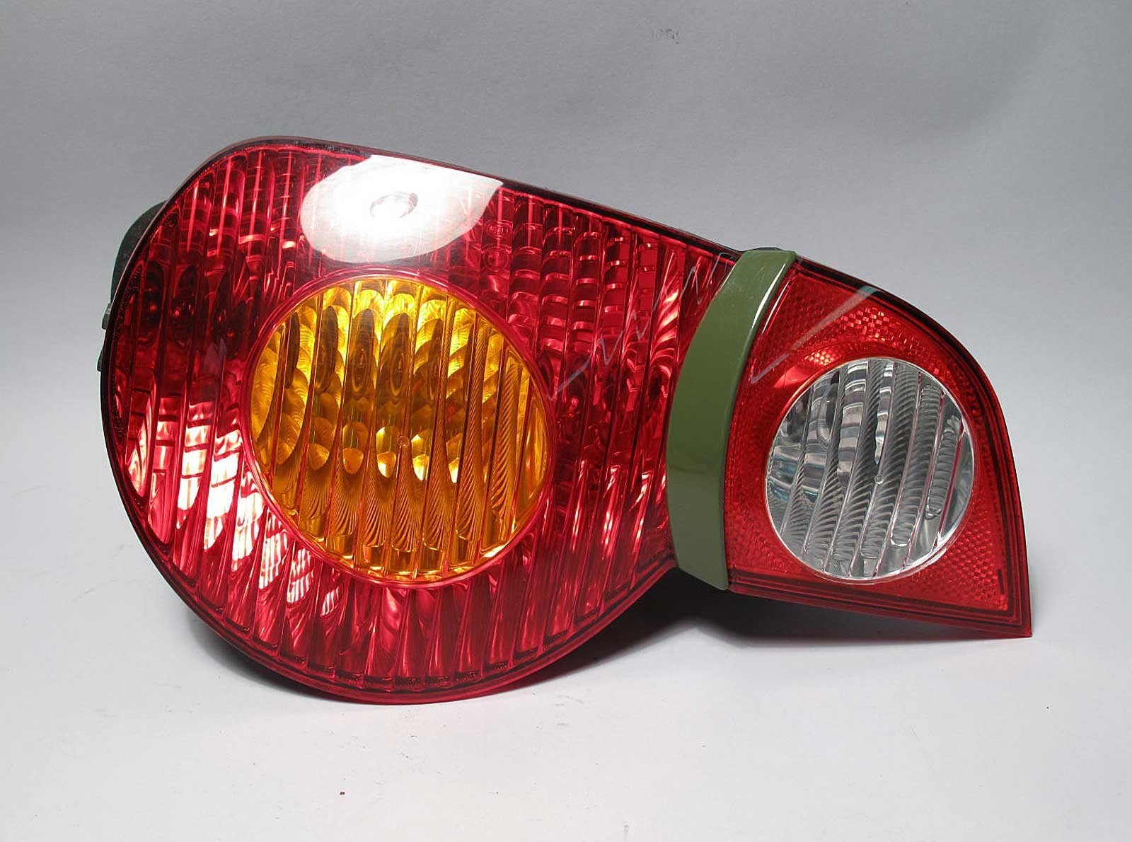 57_f437cdde-84a4-4449-8c58-f304cfcbeabf.jpg 2003-2005 BMW Z4 E85 Roadster Left Rear Tail Light Lamp Assembly Driver Factory - Image 1