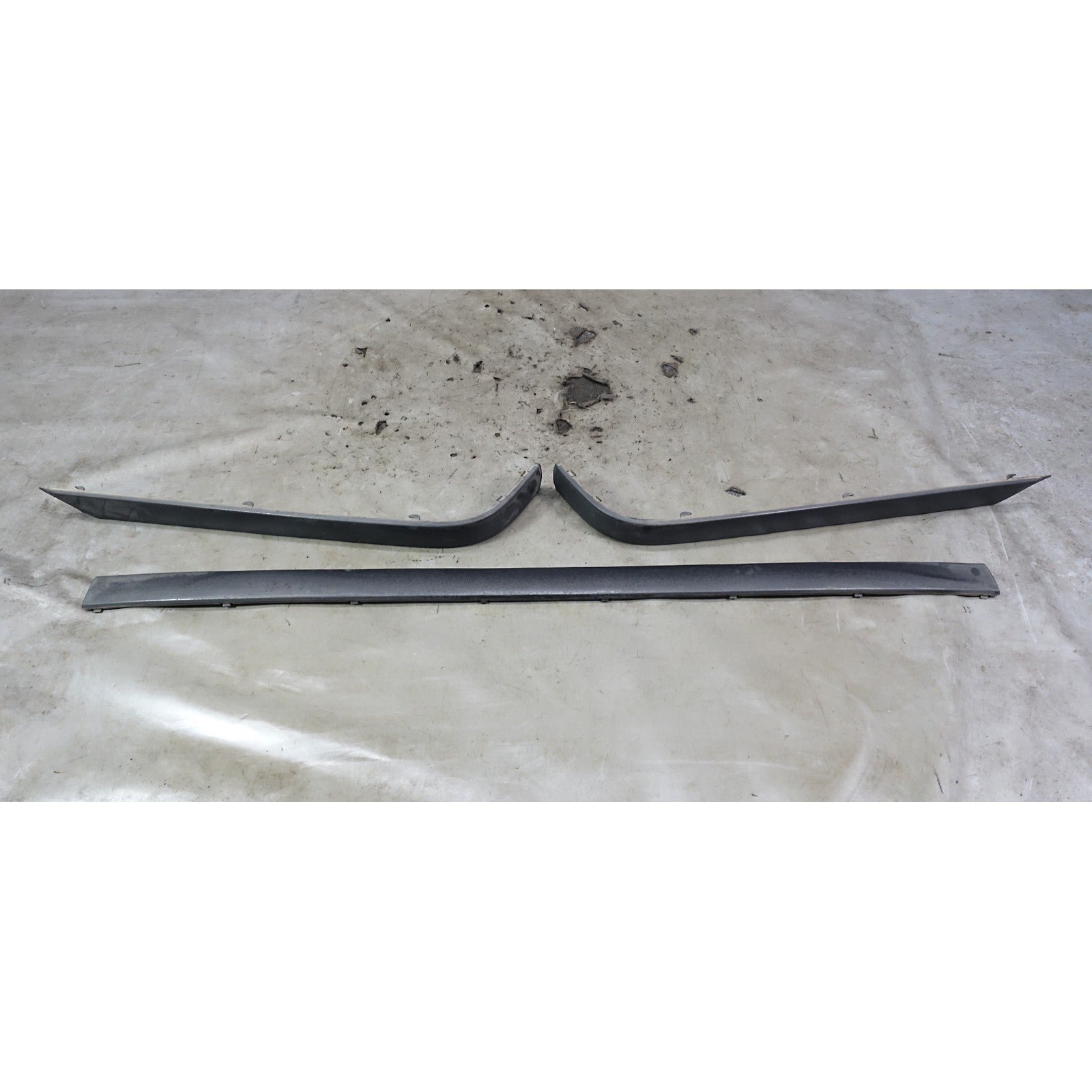 57_f8437994-d5a1-479a-864b-83d7522a652d.jpg 1994-1999 BMW E36 3-Series Factory Rear Bumper Protective Trim Cover Set OEM - Image 1