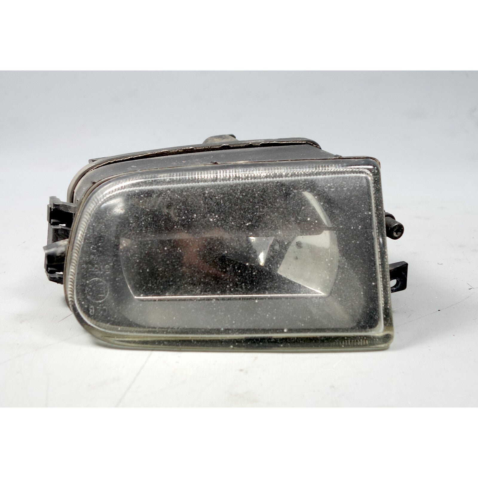 57_f9f1a10f-2a22-4fcf-a499-d013c0a86b68.jpg DAMAGED 1996-1999 BMW Z3 Roadster E39 Left Front Factory Fog Light Lamp Glass OE - Image 1