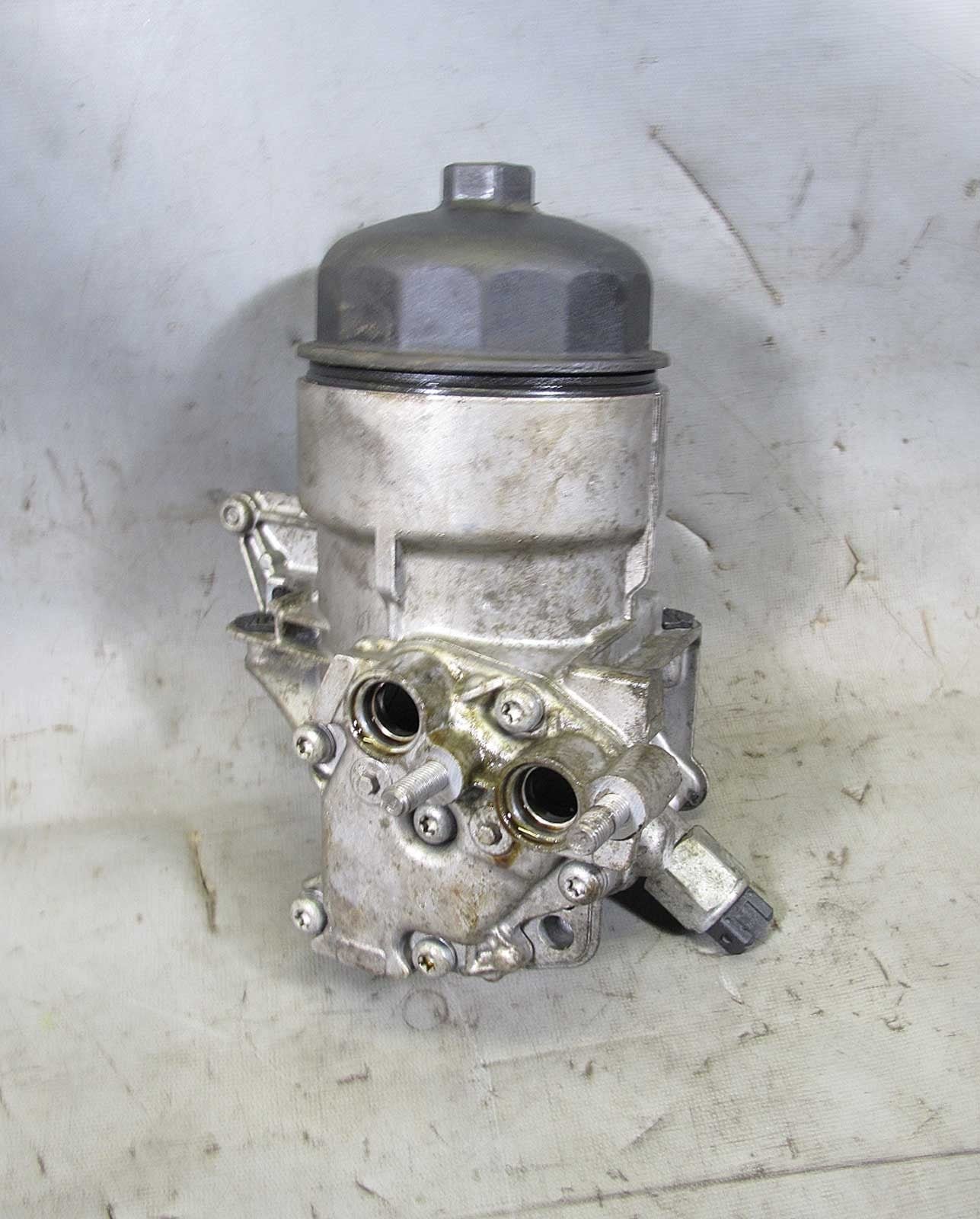 57_fc88576e-64ad-4d6b-b82c-af5e72eb8465.jpg BMW S85 5.0L V10 E60 M5 E63 M6 Engine Oil Filter Housing w Cap 2006-2010 USED OE - Image 1
