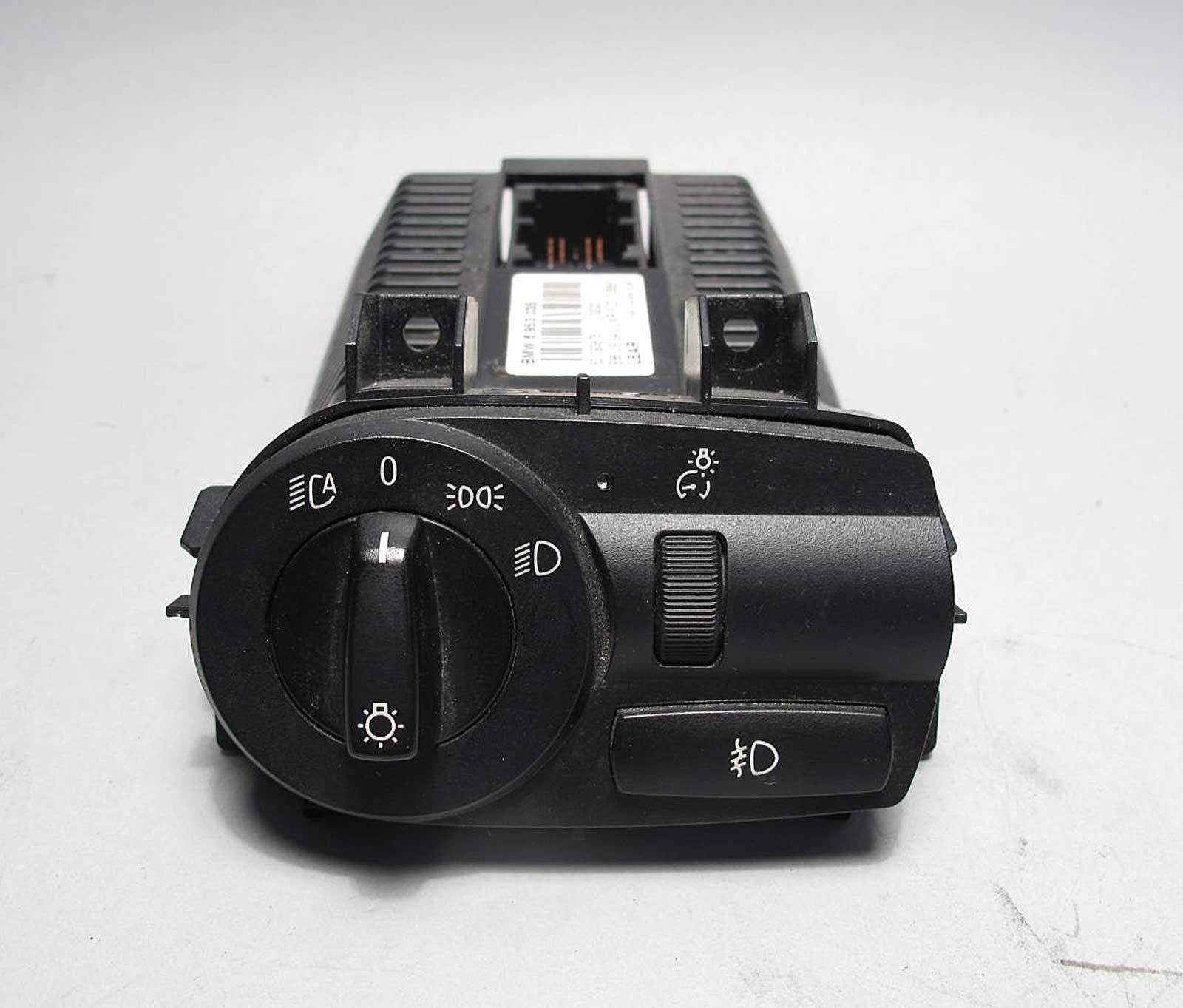 57_ffa435cb-f26b-4392-adde-b45f4882e931.jpg 2005-2008 BMW Z4 E85 E86 Xenon Fog Light Rain Sensor Switch Black OEM - Image 1
