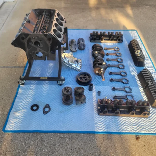 Ford 427 FE Center Oiler V8 Engine Block & Parts
