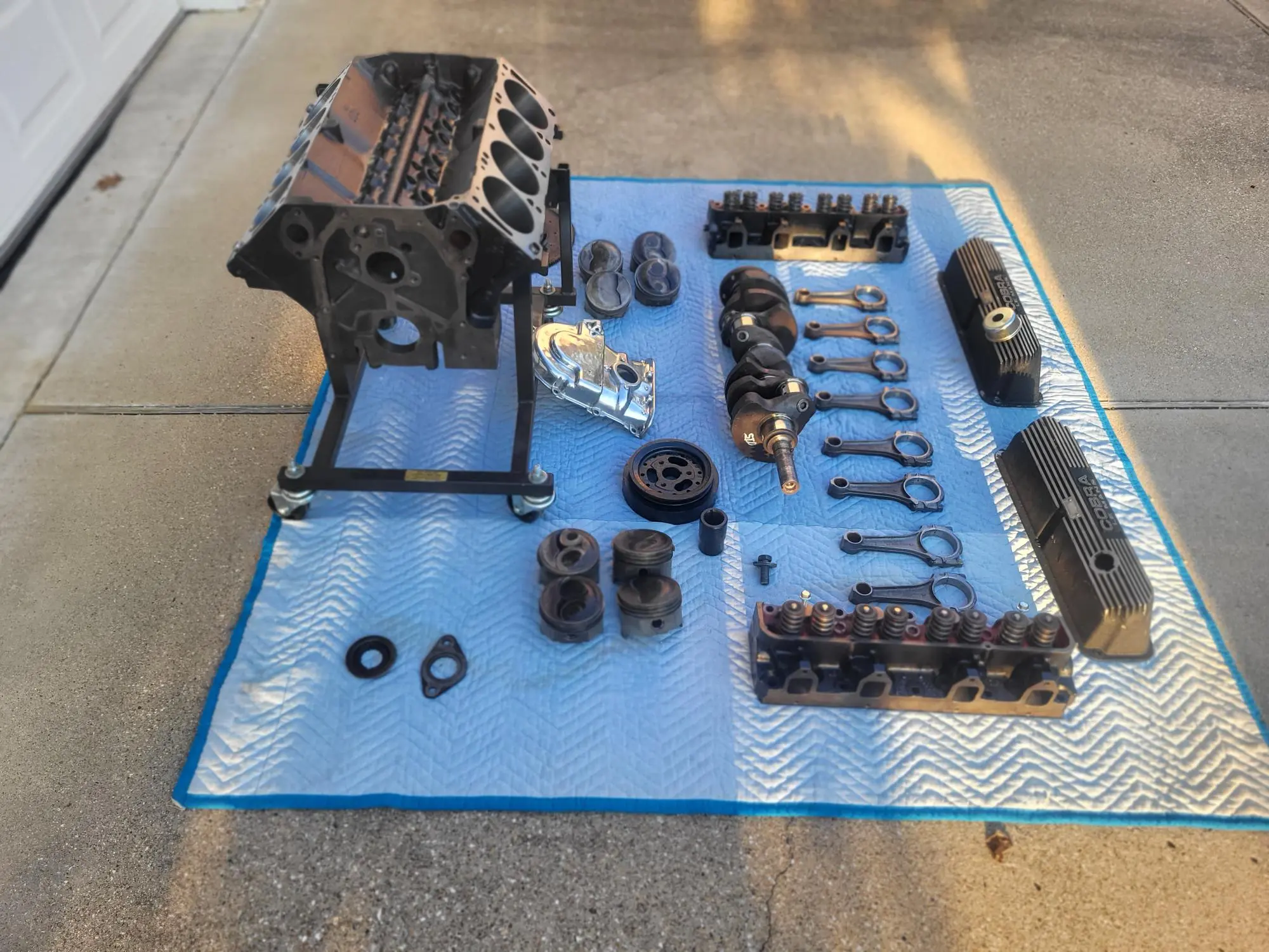 Ford 427 FE Center Oiler V8 Engine Block & Parts Ford 427 FE Center Oiler V8 Engine Block & Parts