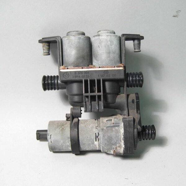 BMW E39 E38 Heater Valve w Auxiliary Aux Water Pump 1997-2003 540i 740i M5 OEM