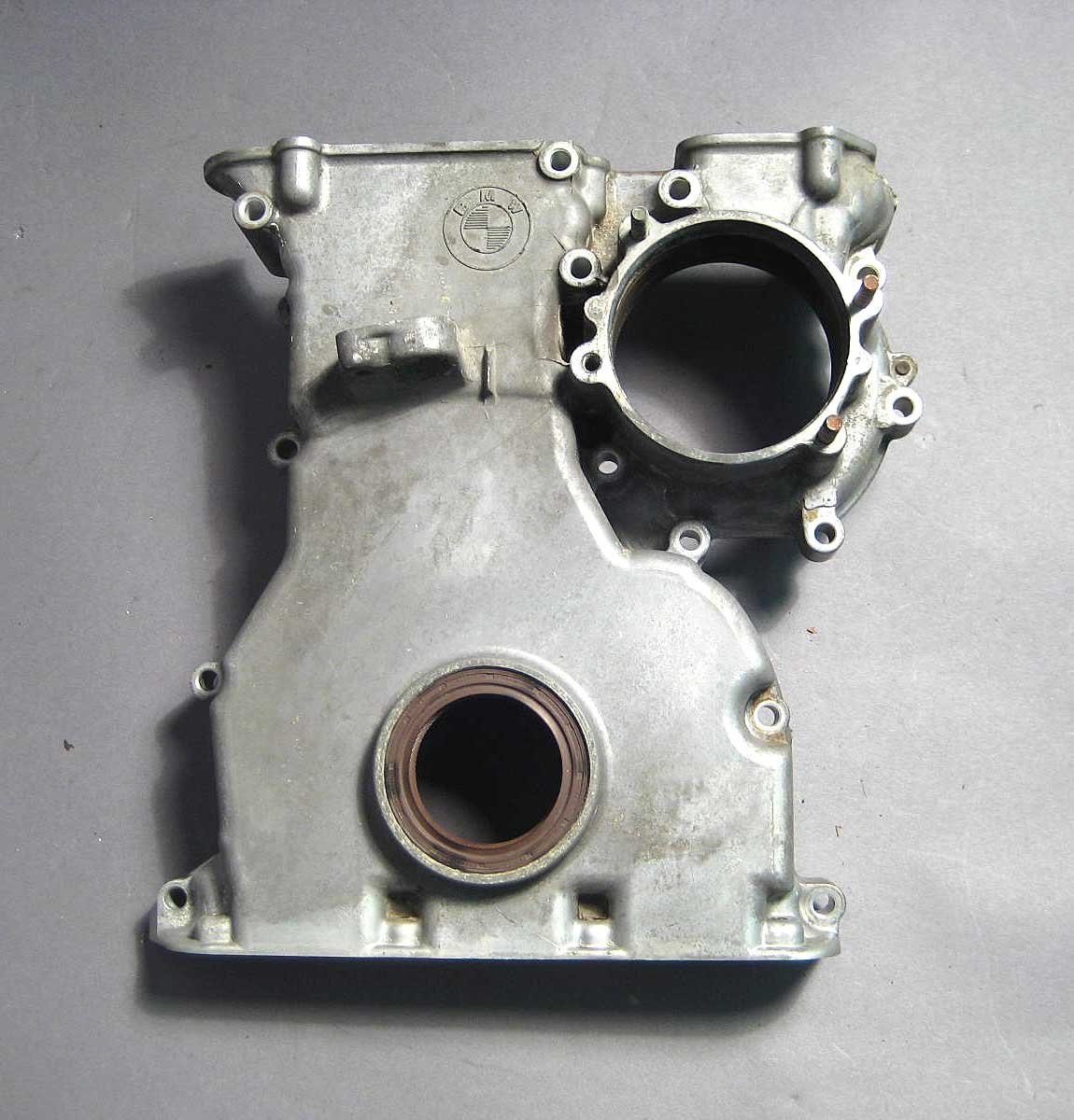 inv_002057.jpg BMW E36 E34 M50 S50 Front Lower Timing Cover Case 325i 525i M3 1991-1995 OEM - Image 1