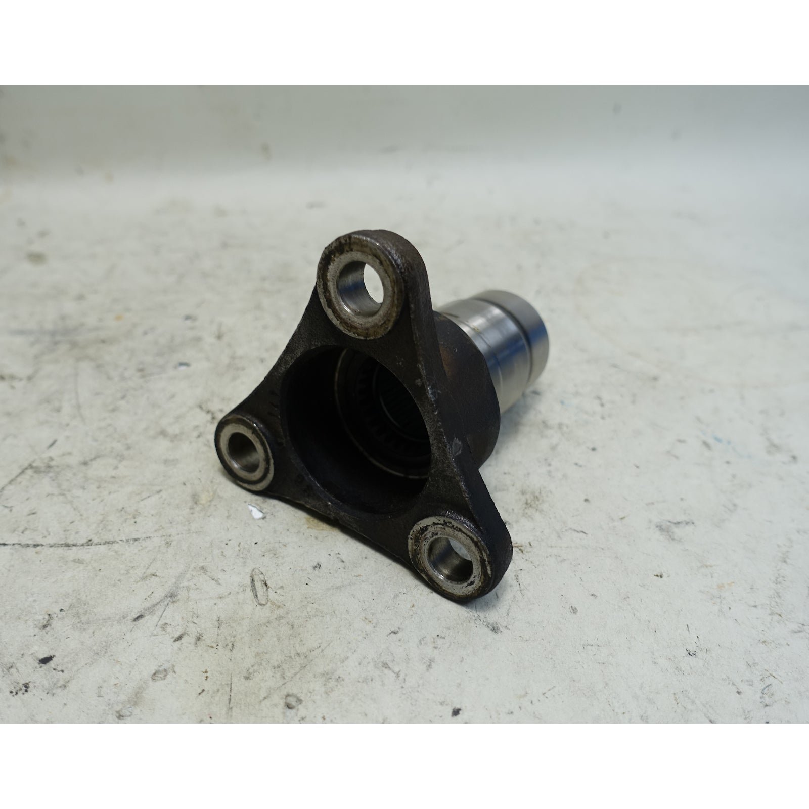 inv_038858.jpg 1992-1999 BMW E36 Z3 Automatic Transmission Output Flange Driveshaft OEM - Image 1
