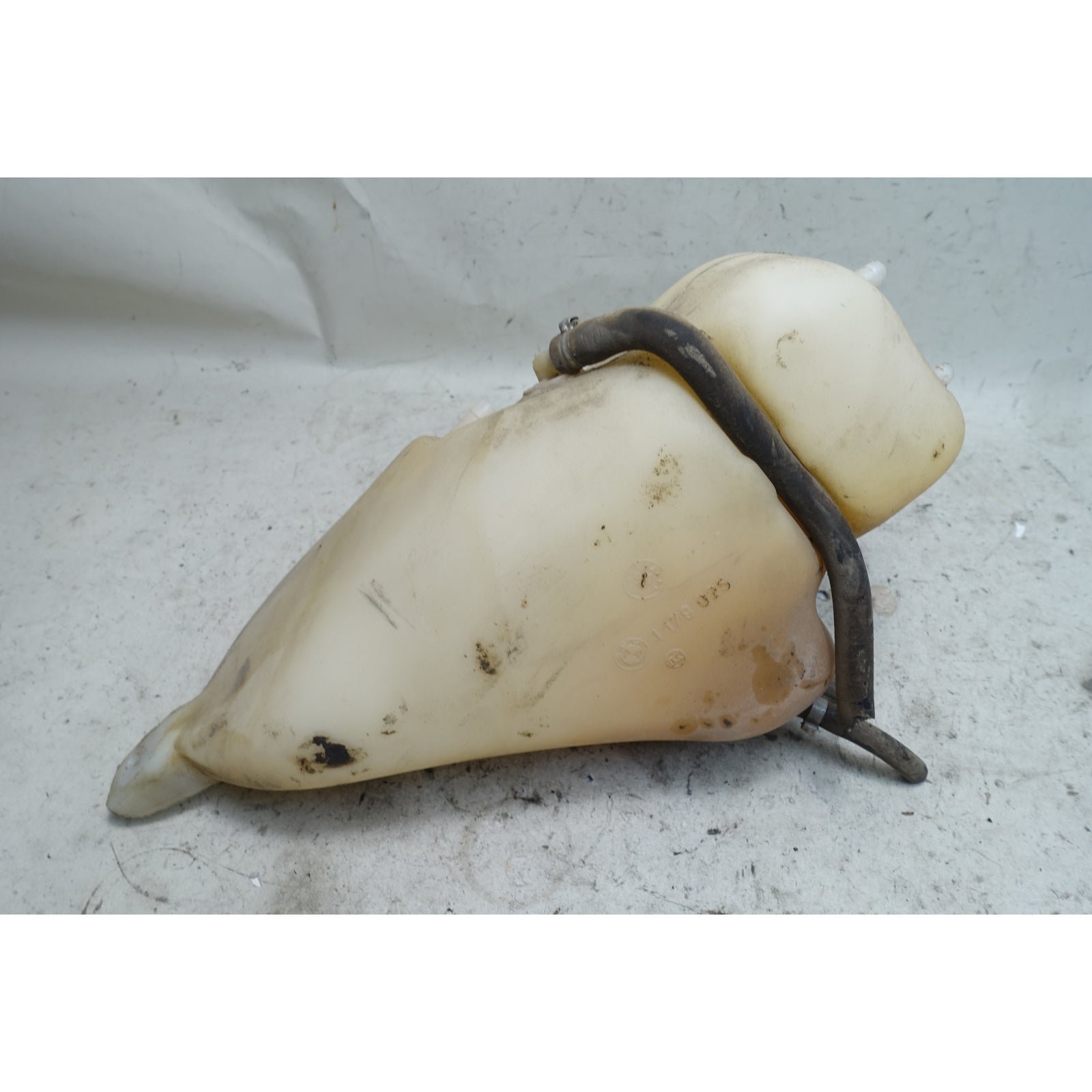 inv_055829.jpg 1988-1995 BMW E34 5-Series E32 Gas Tank Evap Expansion Tank Reservoir OEM - Image 1