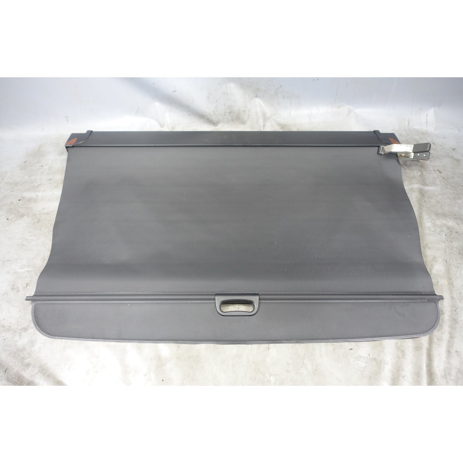 inv_056013.jpg 2014-2018 BMW F15 X5 F85 X5M Rear Roller Cargo Cover Shade Blind Black OEM - Image 1