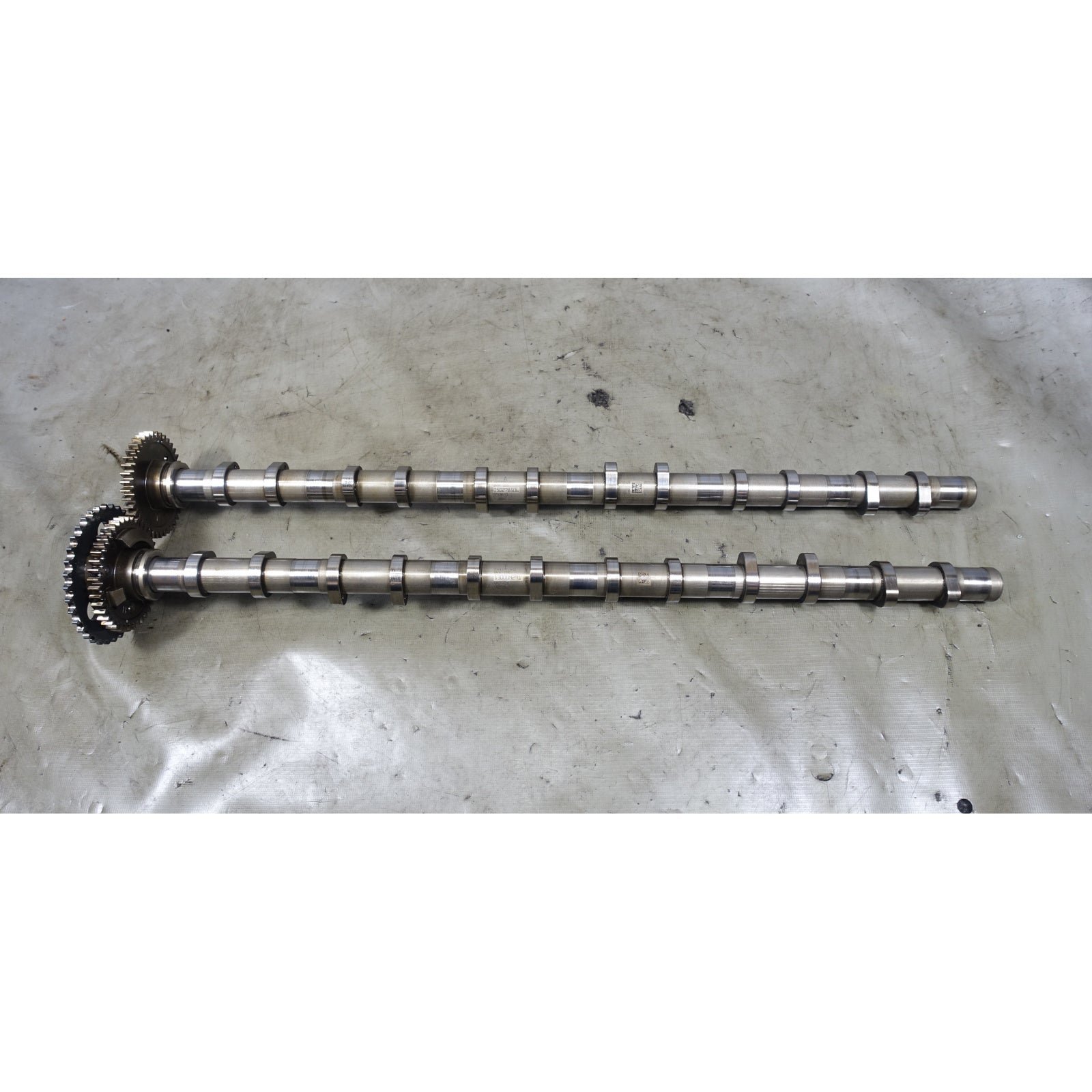 inv_056398.jpg BMW N57 Diesel Intake Exhaust Camshaft Pair F10 535d F15 X5 2014-2018 OEM - Image 1