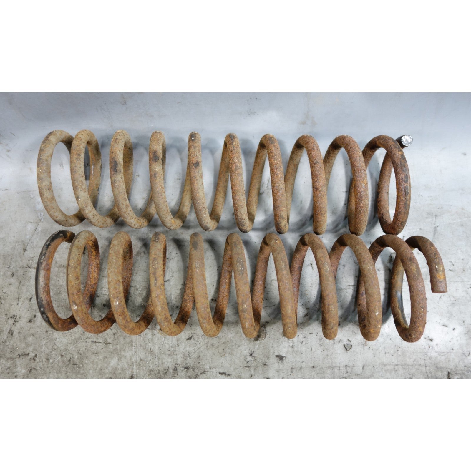 inv_056465.jpg 1989-1991 BMW E34 525i Rear Axle Coil Spring Pair Left Right OEM - Image 1