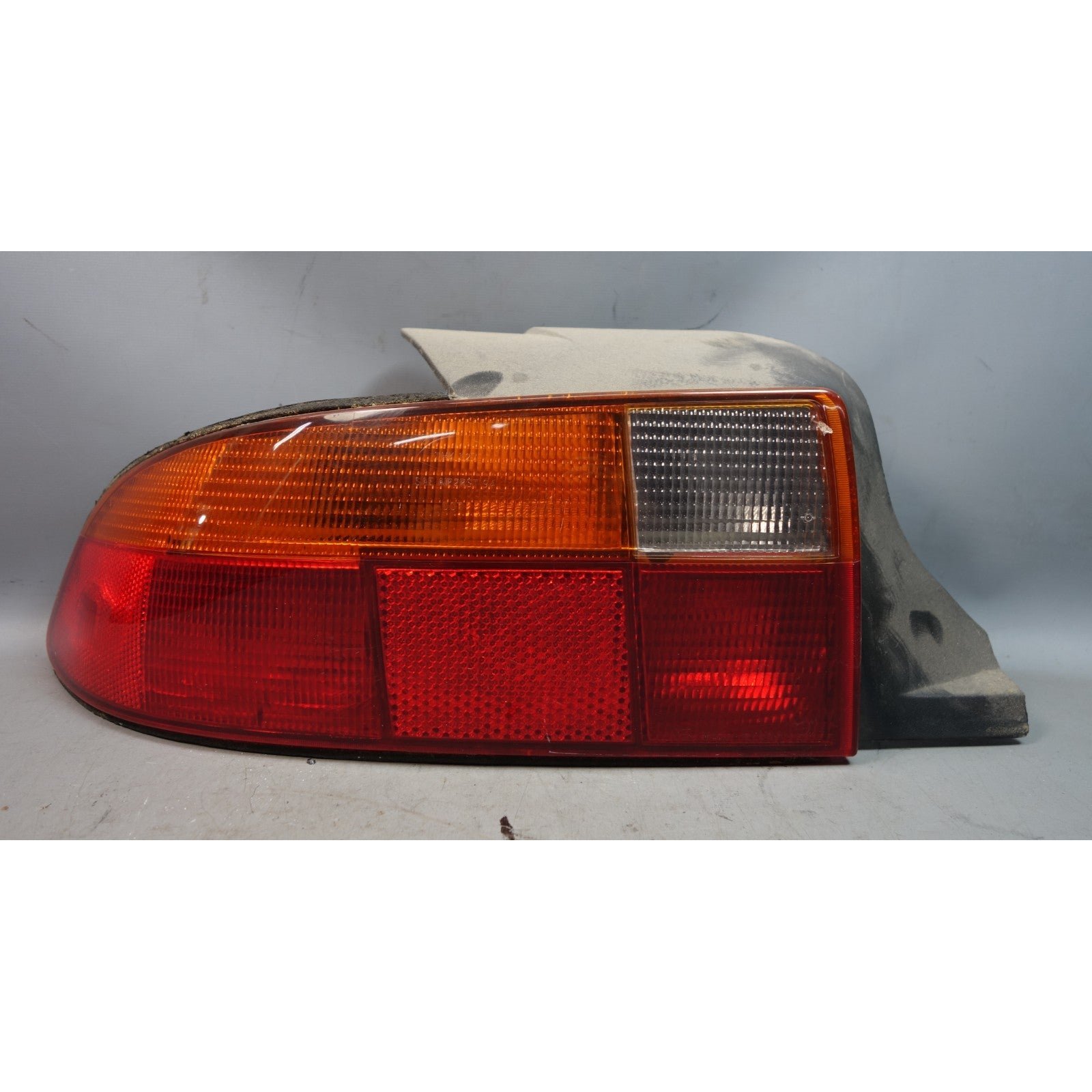 inv_057064.jpg 1996-2002 BMW Z3 Roadster Left Drivers Tail Light Housing Assembly OEM - Image 1