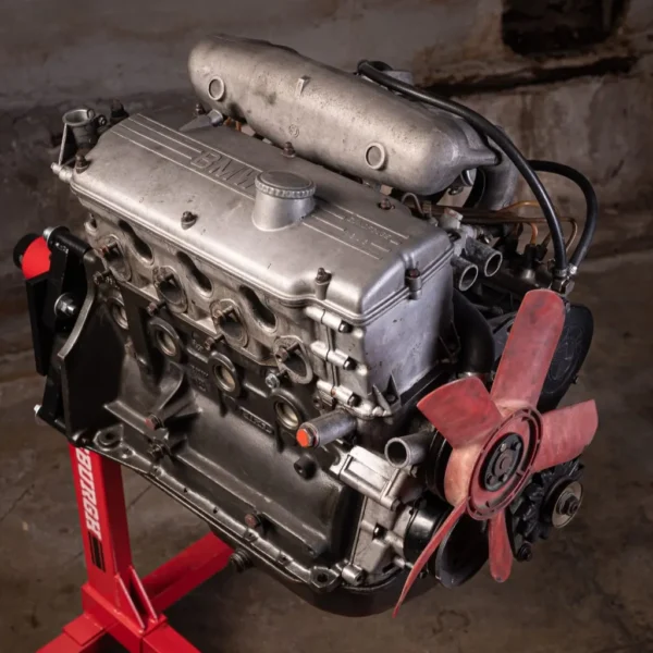 BMW M10 Engine w/Mechanical Fuel Injection